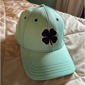 Light blue/teal women’s live lucky hat